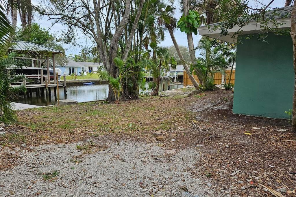 Blue Crab Dock On Gulf Canal Front Close 2 Beach Restaurants 博尼塔斯普林斯 外观 照片