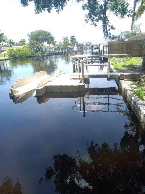 Blue Crab Dock On Gulf Canal Front Close 2 Beach Restaurants 博尼塔斯普林斯 外观 照片